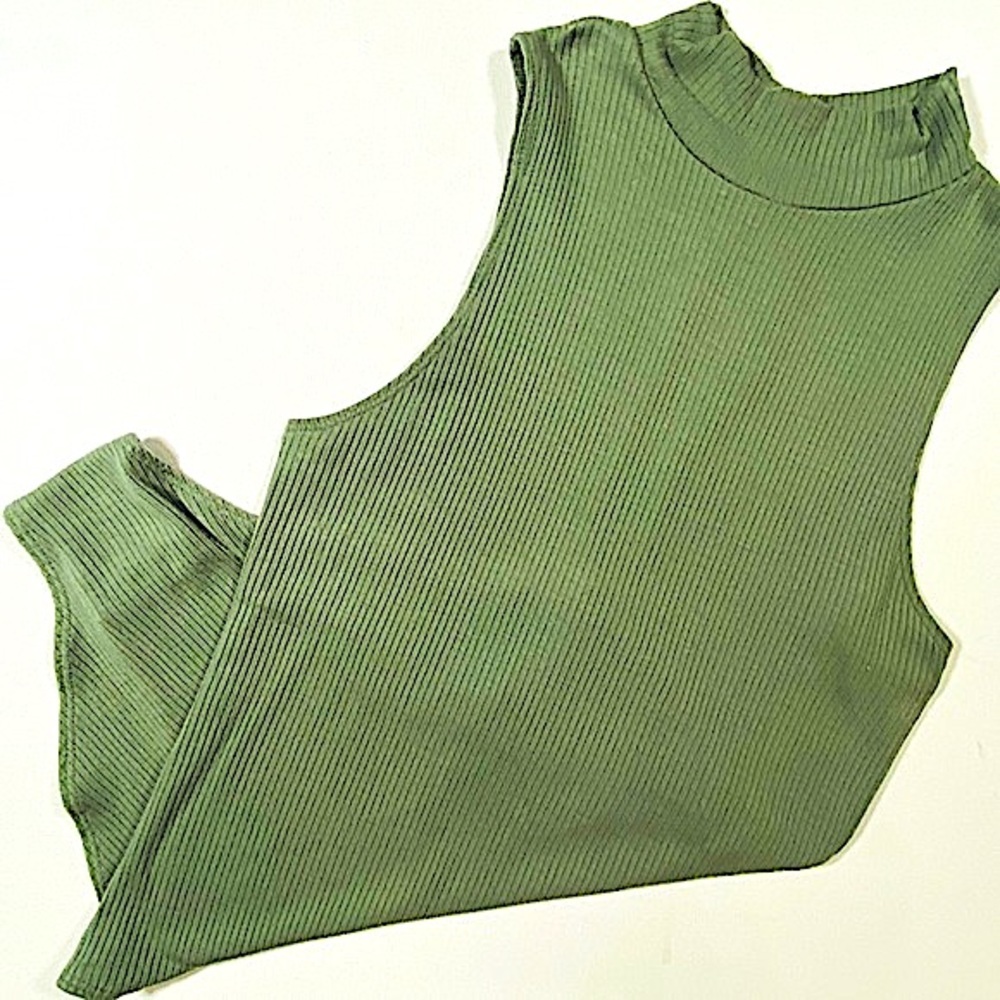 3/20* Army Green Sleeveless Turtleneck Bodysuit